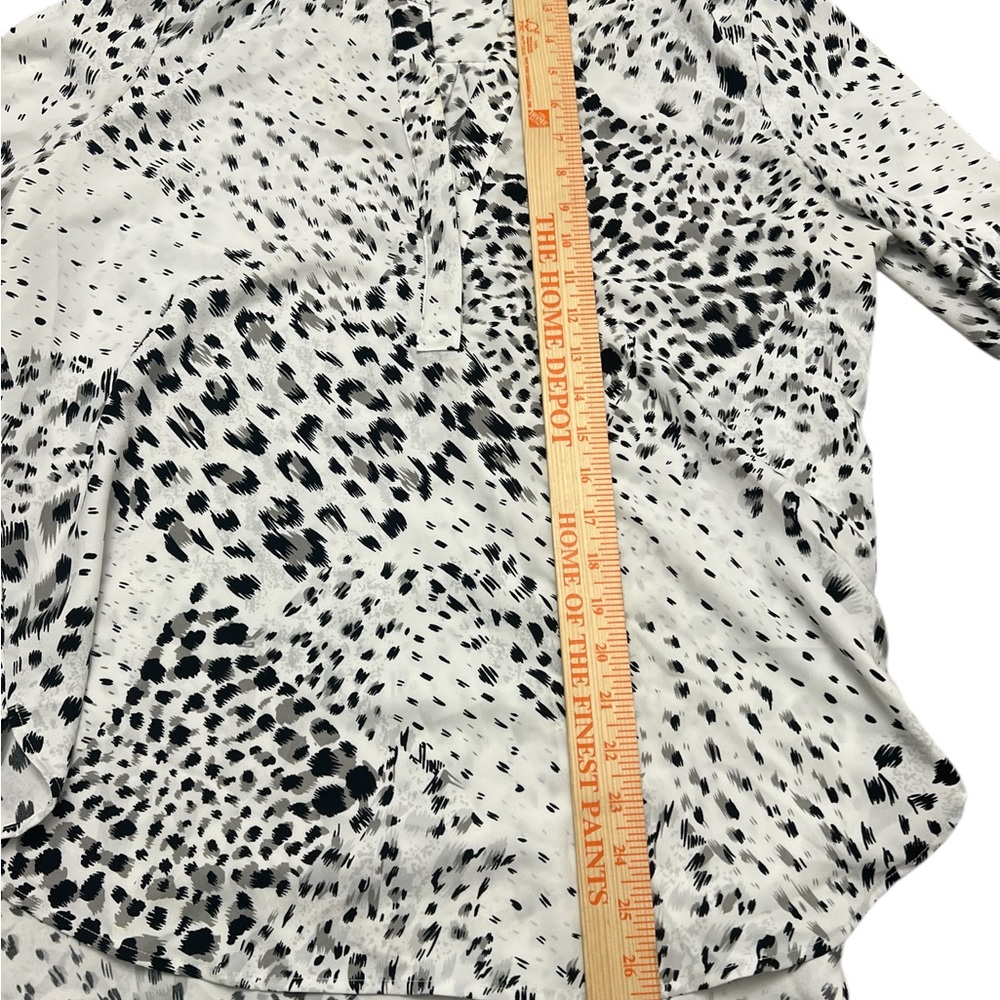 🩷 3/$20 Hilary Radley Large Women's Black and White Printed Top - Picture 8 of 9